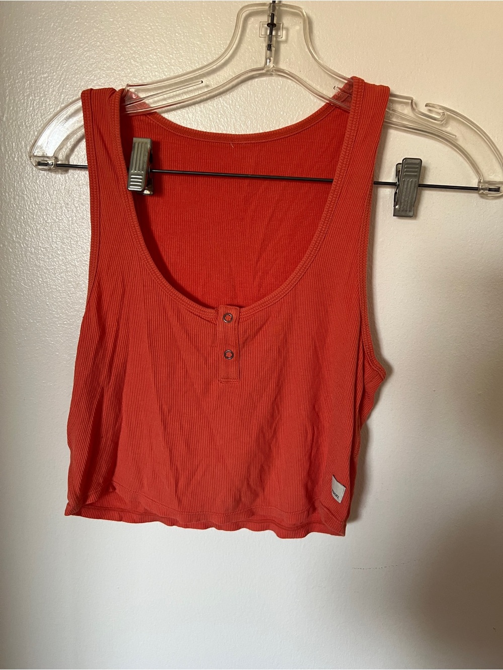 Vuori Cove Crop Tank - Grapefruit Orange sz s Henley soft